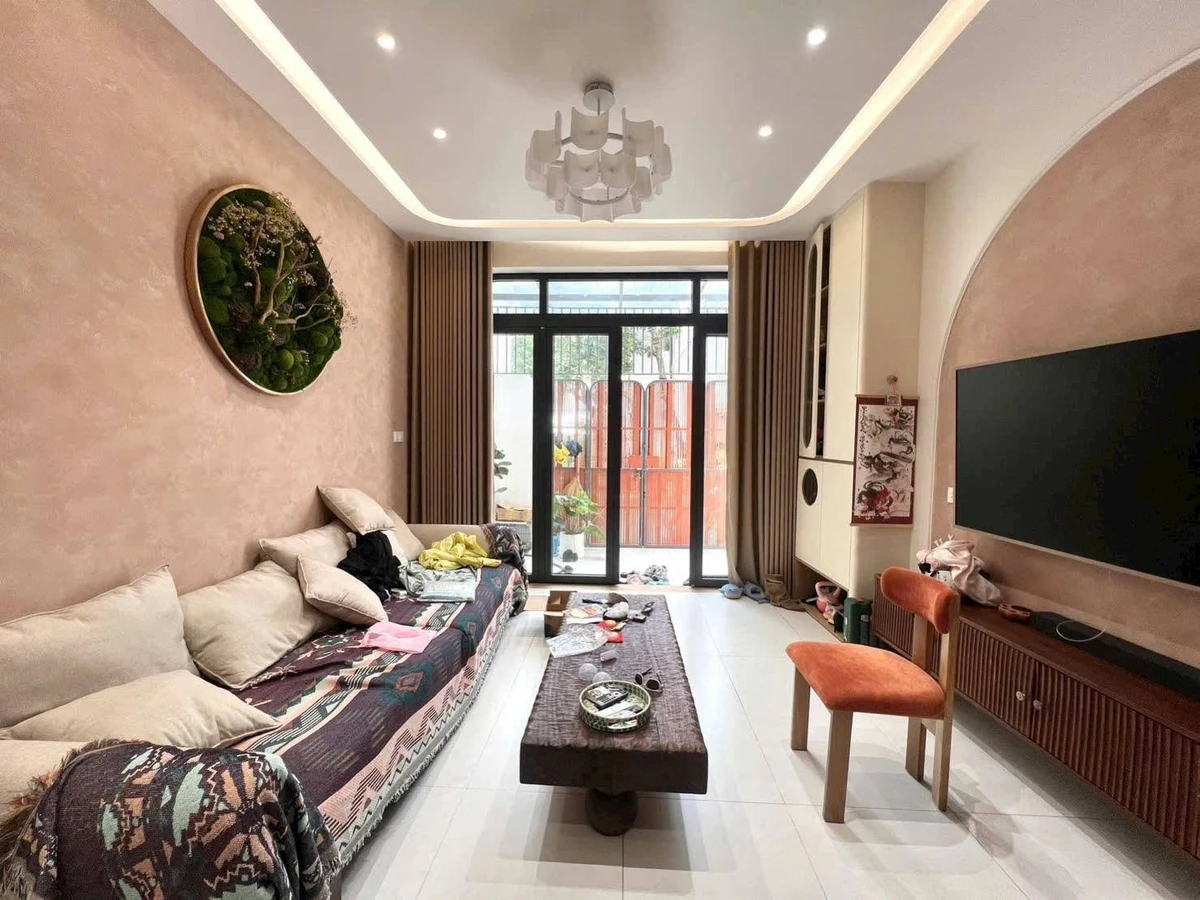 Nhà phố 4 tầng 50m² Thích Quảng Đức giá 8 tỷ 790 triệu - Ảnh thu nhỏ 3