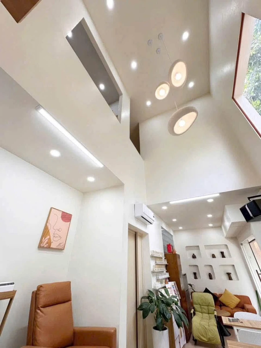Bán nhà 2 tầng 60m2 gần Chợ Thủ Đức, 3PN 2WC, 6 tỷ - Ảnh thu nhỏ 3