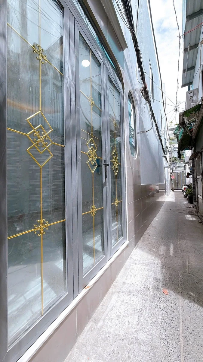 Bán nhà Quận 4, 3PN 2WC, 68,5m², 5 tỷ 7 - Ảnh thu nhỏ 2