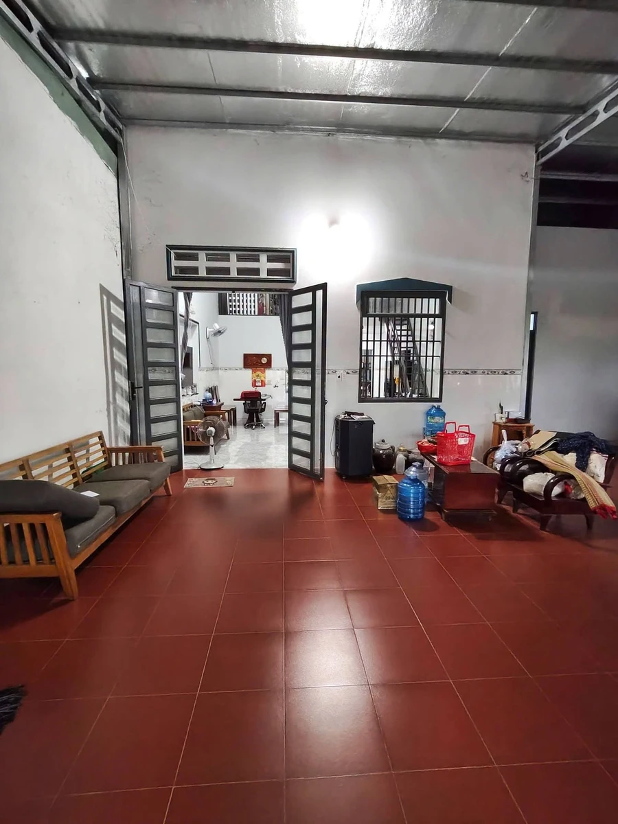 Bán nhà gác lửng 2 phòng ngủ trục chính Trạm Y Tế Tân Xuân, Hóc Môn - Ảnh thu nhỏ 4