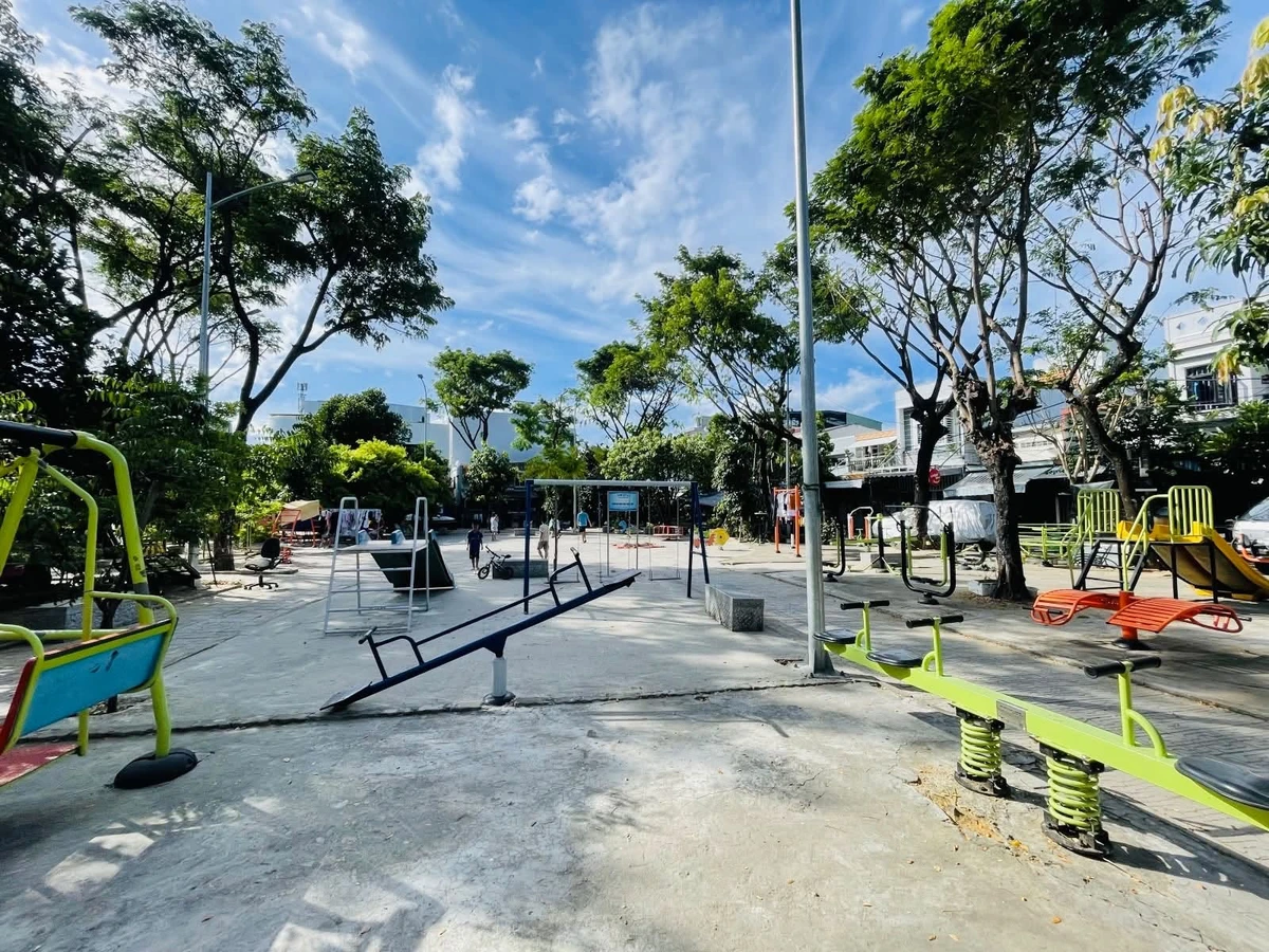 Bán nhà 2 tầng mặt tiền An Hải 60 m² view công viên - Ảnh 1