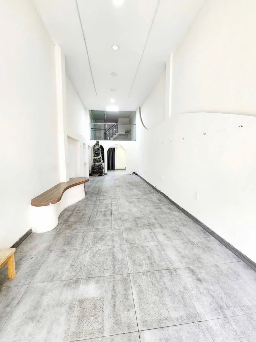 Bán nhà mặt tiền Nguyễn Thiện Thuật Quận 3, 5 tầng, DTSD 190m2, hơn 16 tỷ - Ảnh thu nhỏ 2