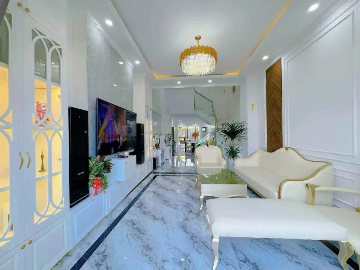 Bán biệt thự Tân Cổ Điển 4PN bể bơi riêng 132m² 5,2 tỷ Huế - Ảnh thu nhỏ 3