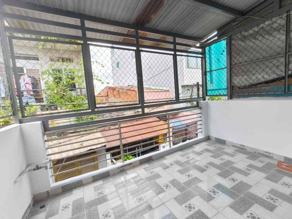 Bán nhà 2 tầng 3,7x11m đường Lê Đức Thọ, Gò Vấp, xe hơi đỗ cửa, giá hơn 4 tỷ - Ảnh thu nhỏ 3