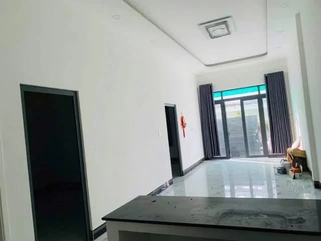 Cho thuê nhà 2PN 104m² gần Vòng Xoay Phú Khương, Bến Tre - 5tr/tháng - Ảnh thu nhỏ 3