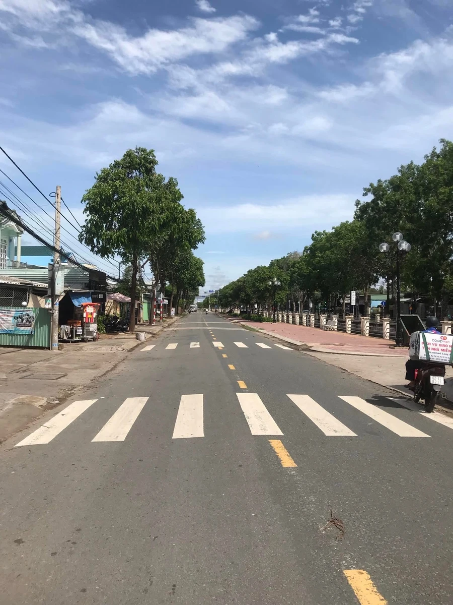Bán nhà mặt tiền Nguyễn Văn Rành, Tân An Long An, 106m², 4.2 tỷ - Ảnh thu nhỏ 2