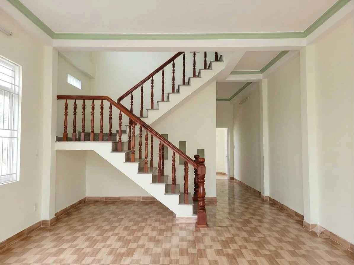 Bán nhà mặt tiền Huỳnh Tấn Phát 100m2 gần chợ Quận 7 giá 6 tỷ - Ảnh thu nhỏ 3