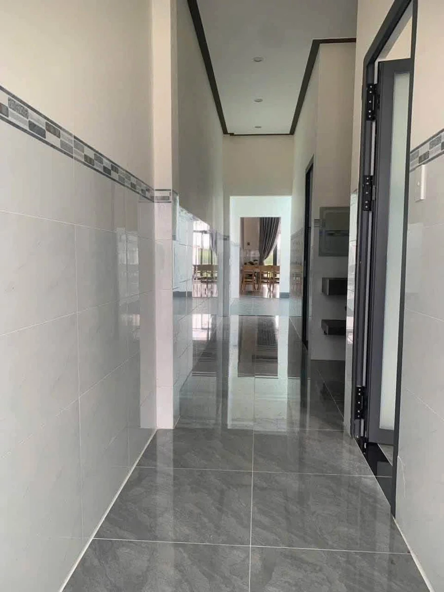 Nhà mới xây mặt tiền gần biển Lộc An, 175m2, 2PN, 1.39 tỷ - Ảnh thu nhỏ 4