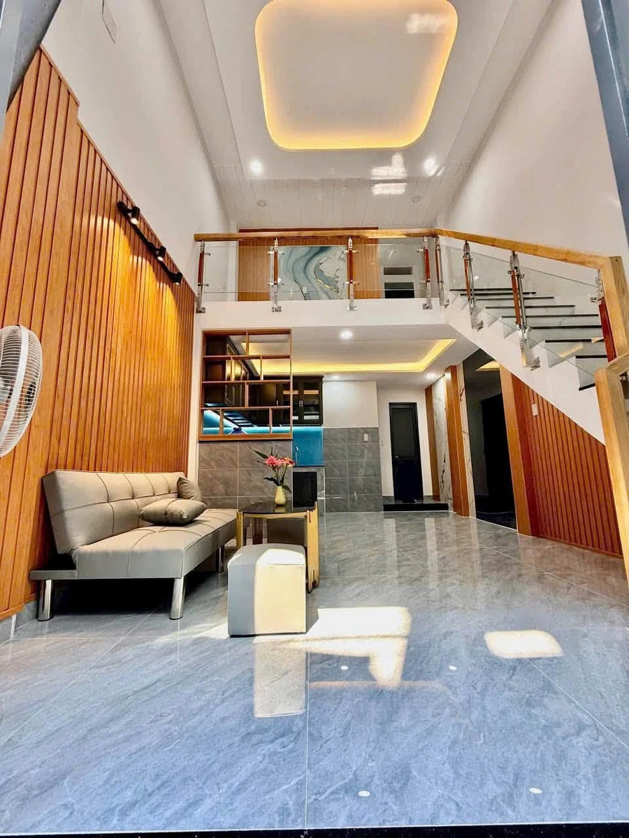 Bán nhà đúc lửng 4x9m (36m²) 2PN 2WC hẻm 3m gần đường Lê Văn Khương, Quận 12 - Ảnh 1