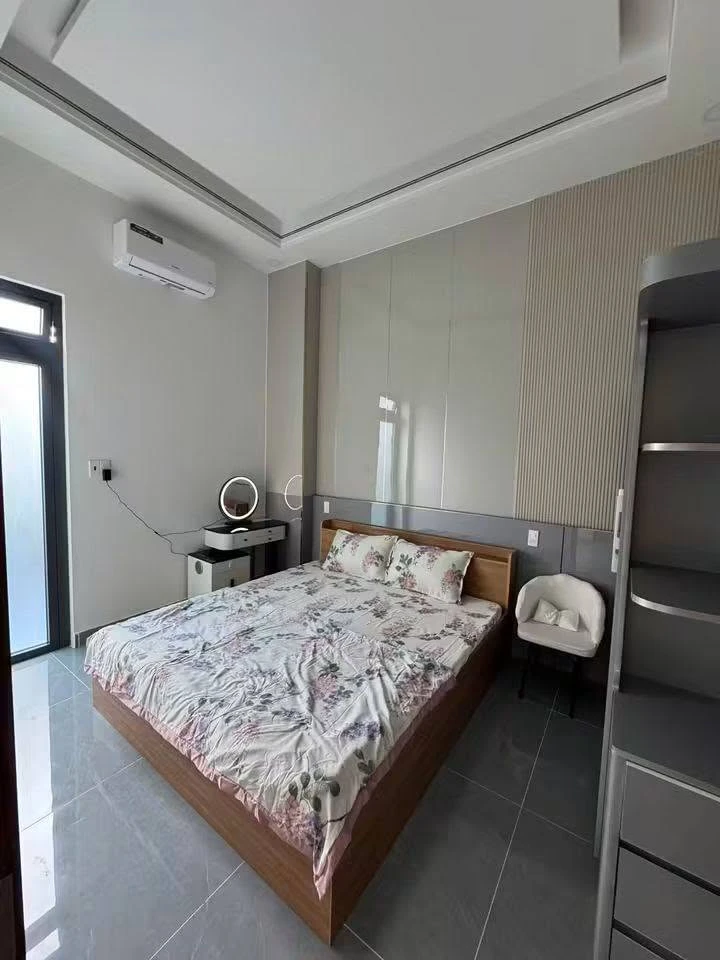 Bán biệt thự sân vườn 8x20m, 4PN full nội thất tại Đông Thạnh, Hóc Môn - Ảnh thu nhỏ 4