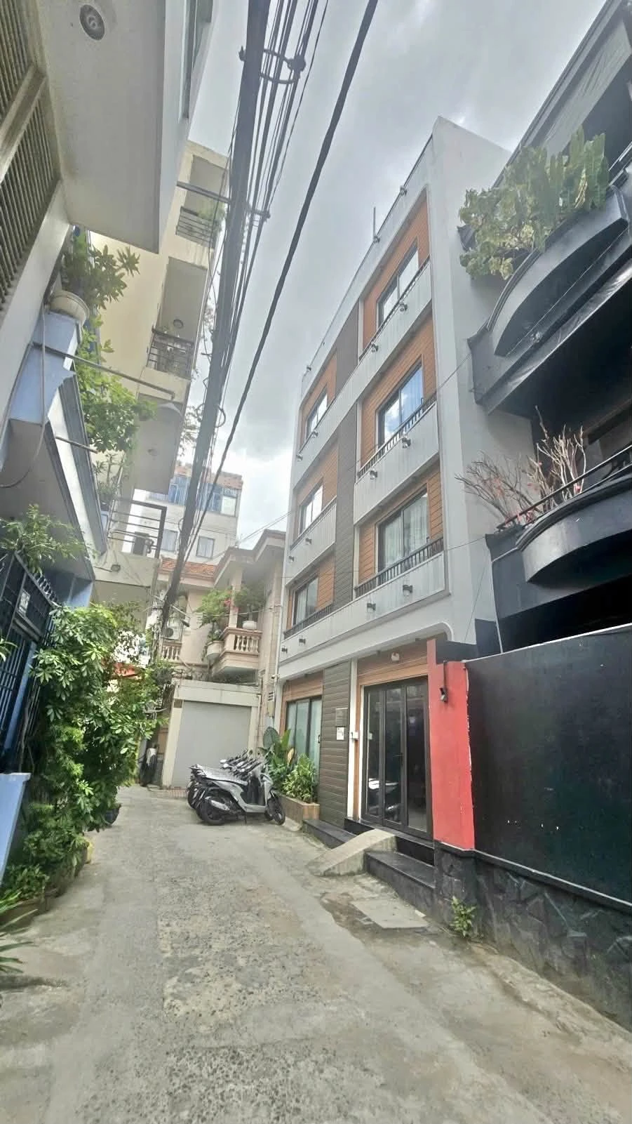 Bán nhà hẻm 4m 2 tầng 45m2 2PN 2WC khu cư xá Trung Trực, Quận 10 - Ảnh 1