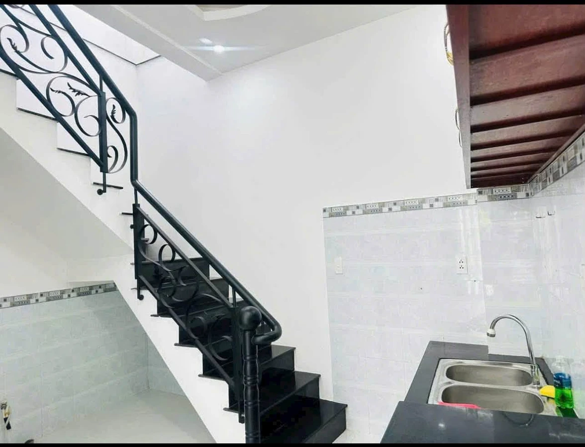 Bán nhà 1 trệt 1 lầu 45m2 HXH Hoàng Hoa Thám Vũng Tàu 4,8 tỷ - Ảnh thu nhỏ 2