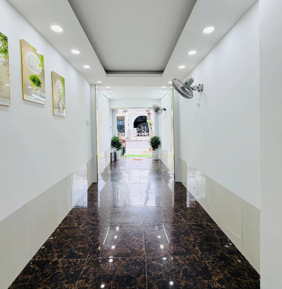 Bán shophouse 41m² mặt tiền Quang Trung, Gò Vấp, giá 5 tỷ - Ảnh 1