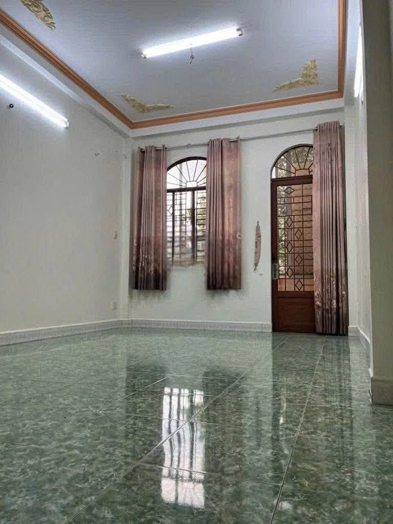 Cho thuê nhà nguyên căn 4x20 (80m²) 6PN/6WC Quận 10 - Ảnh thu nhỏ 3