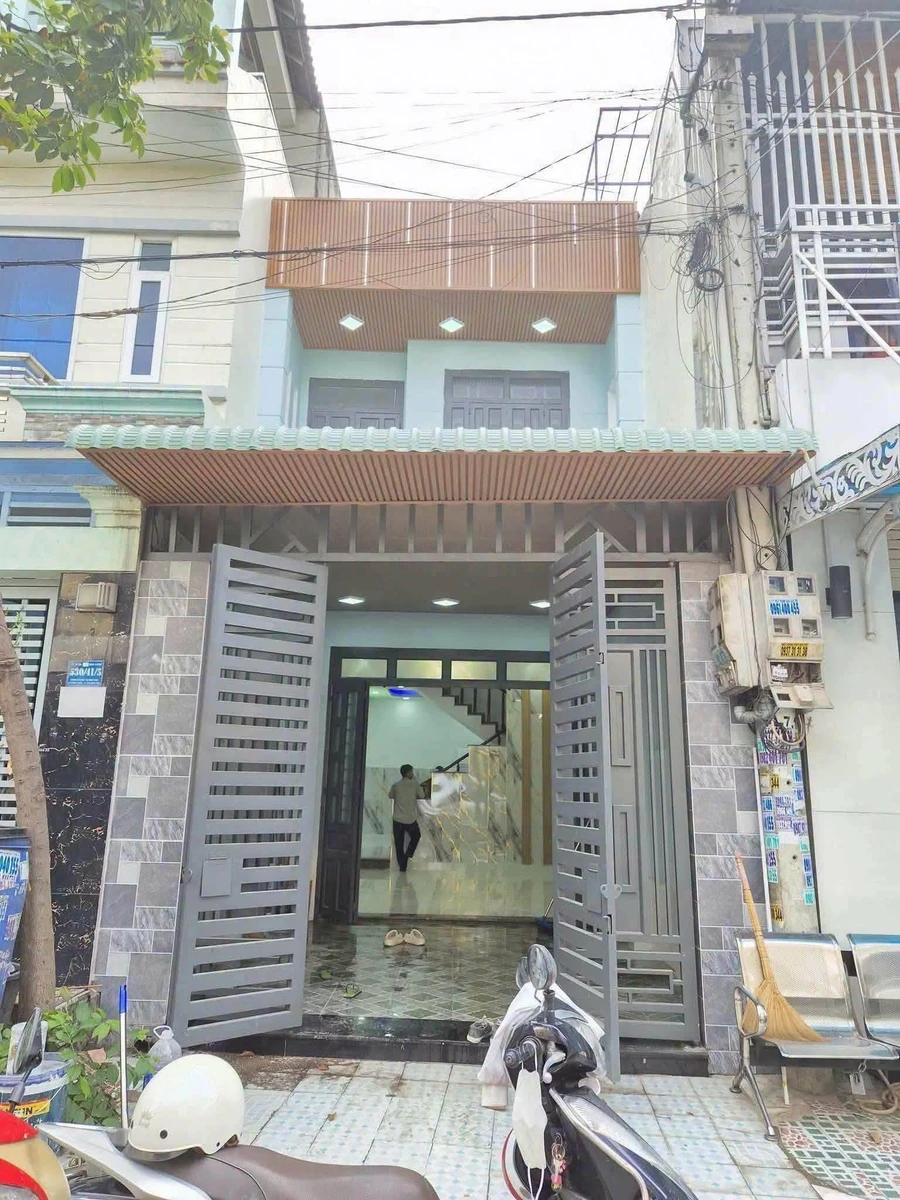 Bán nhà 60.6m² 2 phòng ngủ 3 tỷ 950 triệu gần sân bay - Ảnh thu nhỏ 2