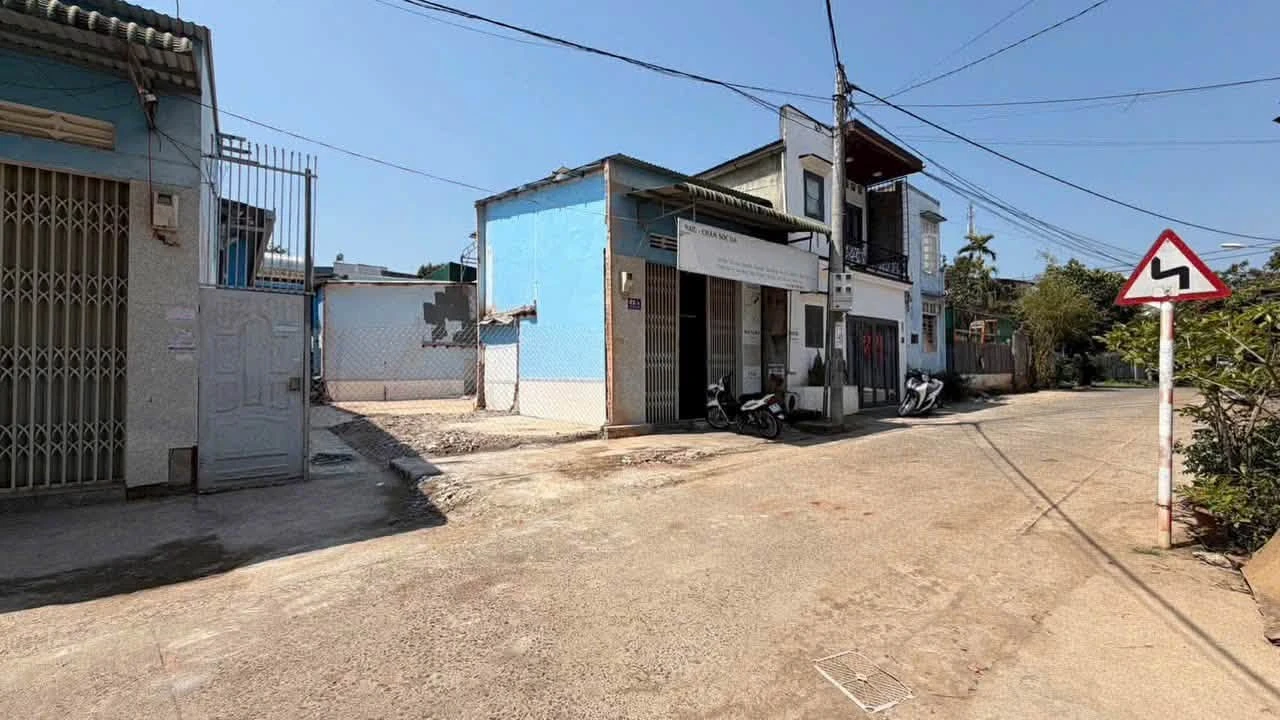 Bán lô đất 49m2 Lương Thế Vinh, Bình Dương 2 tỷ 650 - Ảnh 1