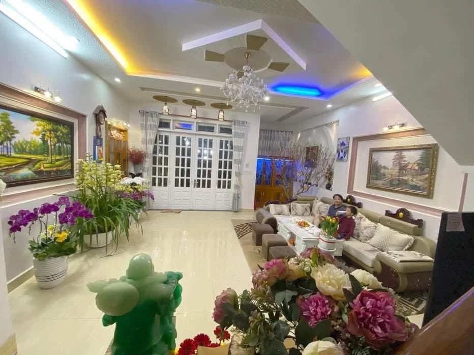 Bán nhà Nguyễn Hữu Cảnh Đà Lạt 183m² 8 tỷ 6 - Ảnh thu nhỏ 4