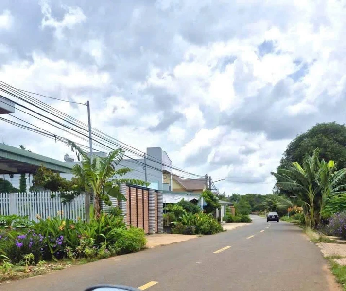 Bán 1.225m² đất mặt tiền Hòa Long 5,3 tỷ