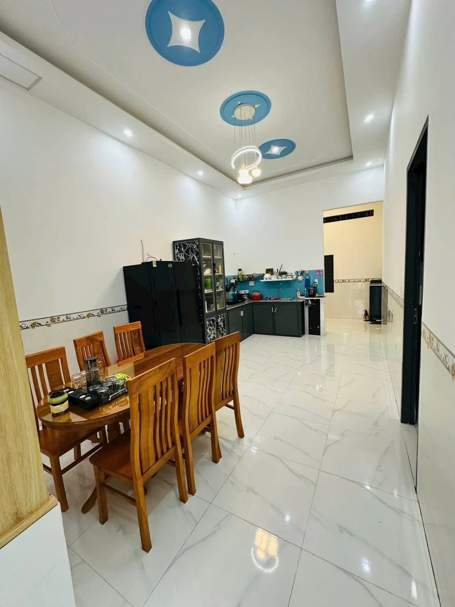 Bán nhà 3 phòng ngủ 140m² nội thất Hoà Long Bà Rịa - Ảnh thu nhỏ 4