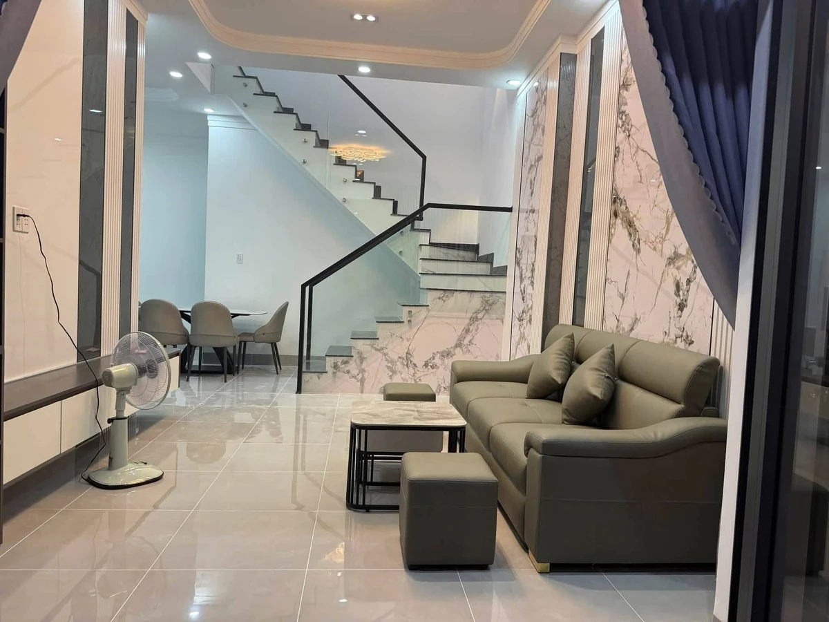 Bán nhà lầu mới xây 3PN, 110m² Phú Tân, Củ Chi 2.49 tỷ - Ảnh thu nhỏ 3