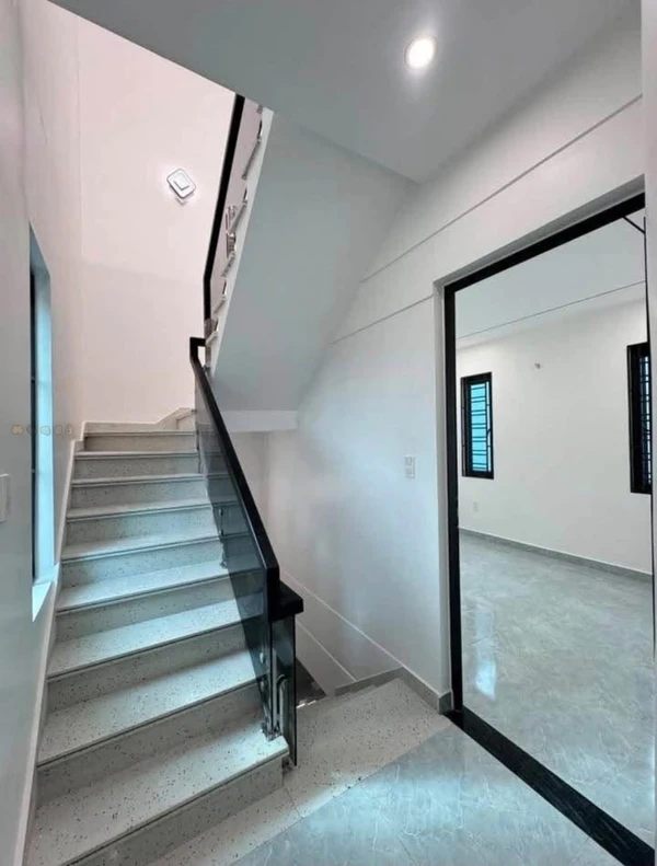 Nhà bán 3 tầng 3 PN 41m² Đẩu Vũ Hải Phòng 2,25 tỷ