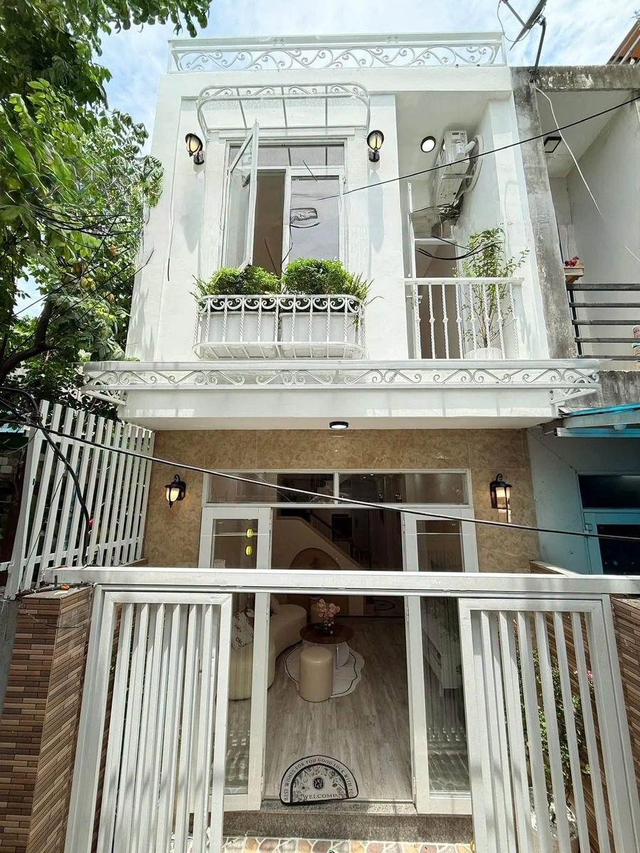 Bán nhà 2 tầng kiệt 44m² 3 phòng ngủ Quận 1 giá 3.58 tỷ - Ảnh 1