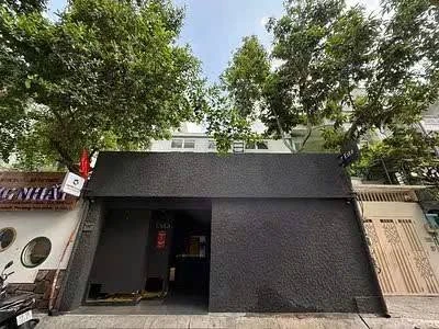 Cho thuê nhà mặt tiền kinh doanh 8m x 24m Trần Quý Khoách Q1 - Ảnh 1