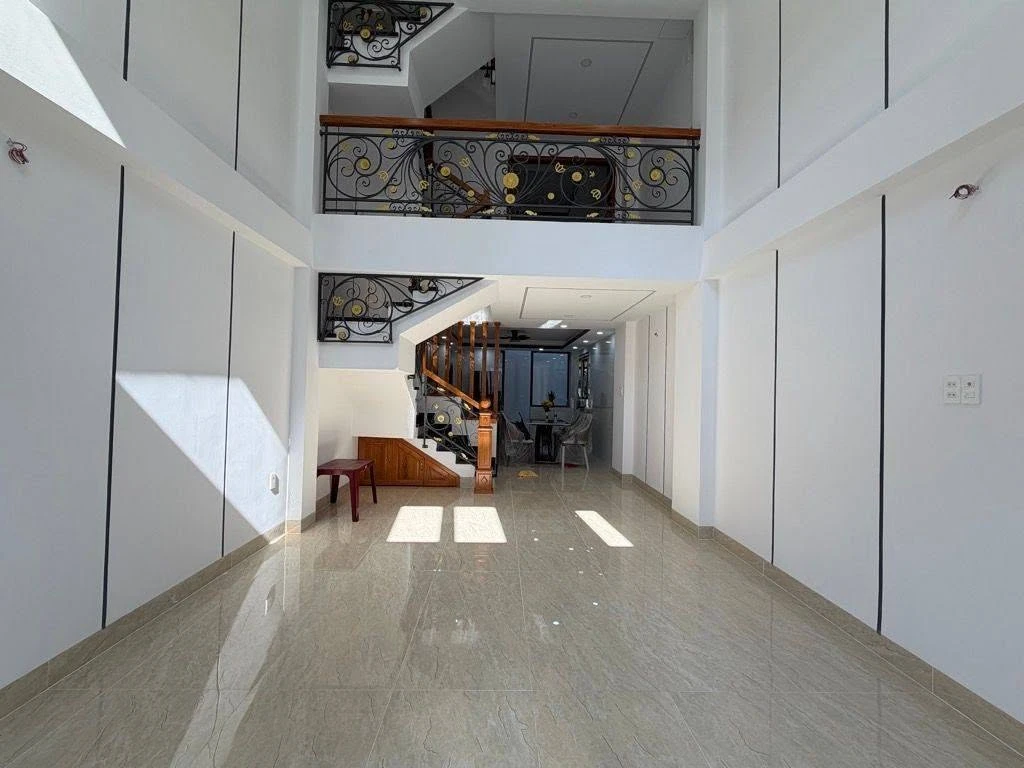 Bán nhà hẻm 52m2 5 tầng 5PN Lê Quang Định 10 tỷ 3 - Ảnh thu nhỏ 2