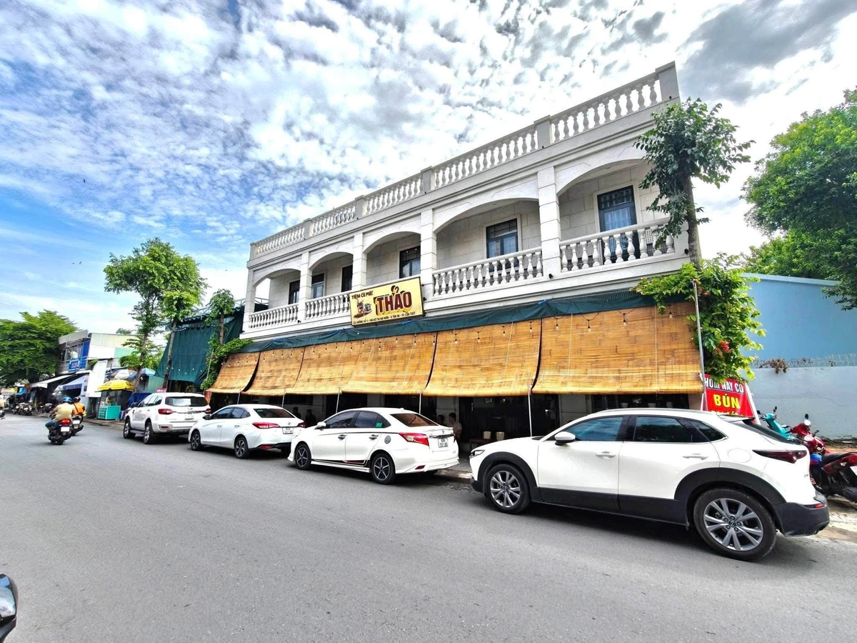 Bán shophouse 92m² trung tâm Cần Thơ 9 tỷ 500 triệu - Ảnh thu nhỏ 2