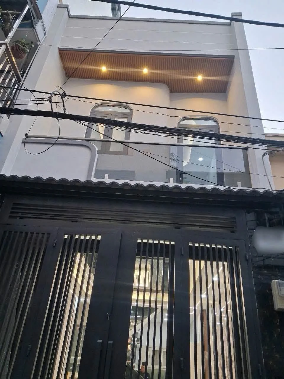 Bán nhà 4x9m 2PN full nội thất đường Trương Phước Phan, Bình Tân giá 4,74 tỷ - Ảnh 1