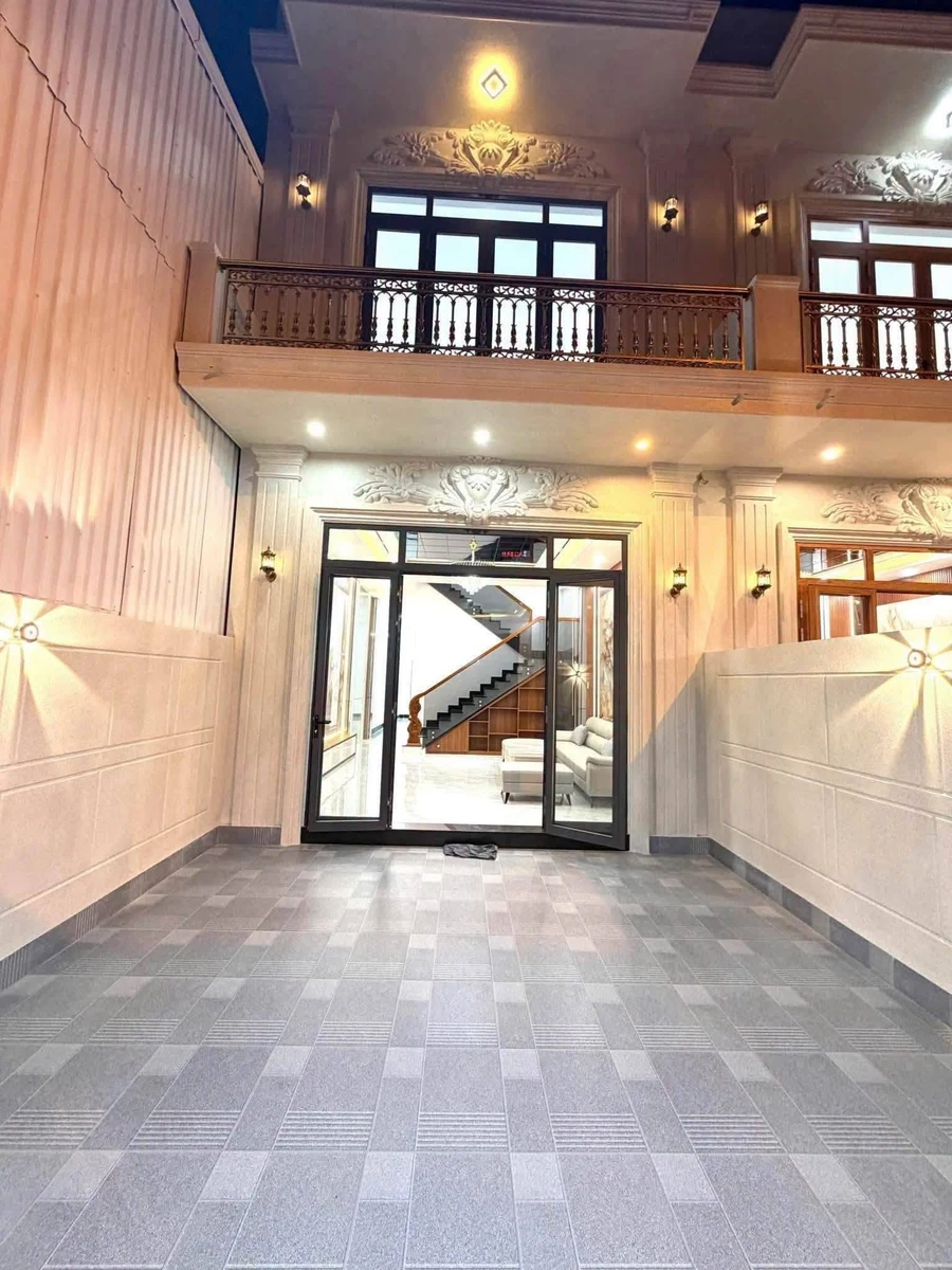 Bán nhà 3 PN, 100m² Lê Thị Tạo, Rạch Giá, 3 tỷ 900 triệu - Ảnh thu nhỏ 2