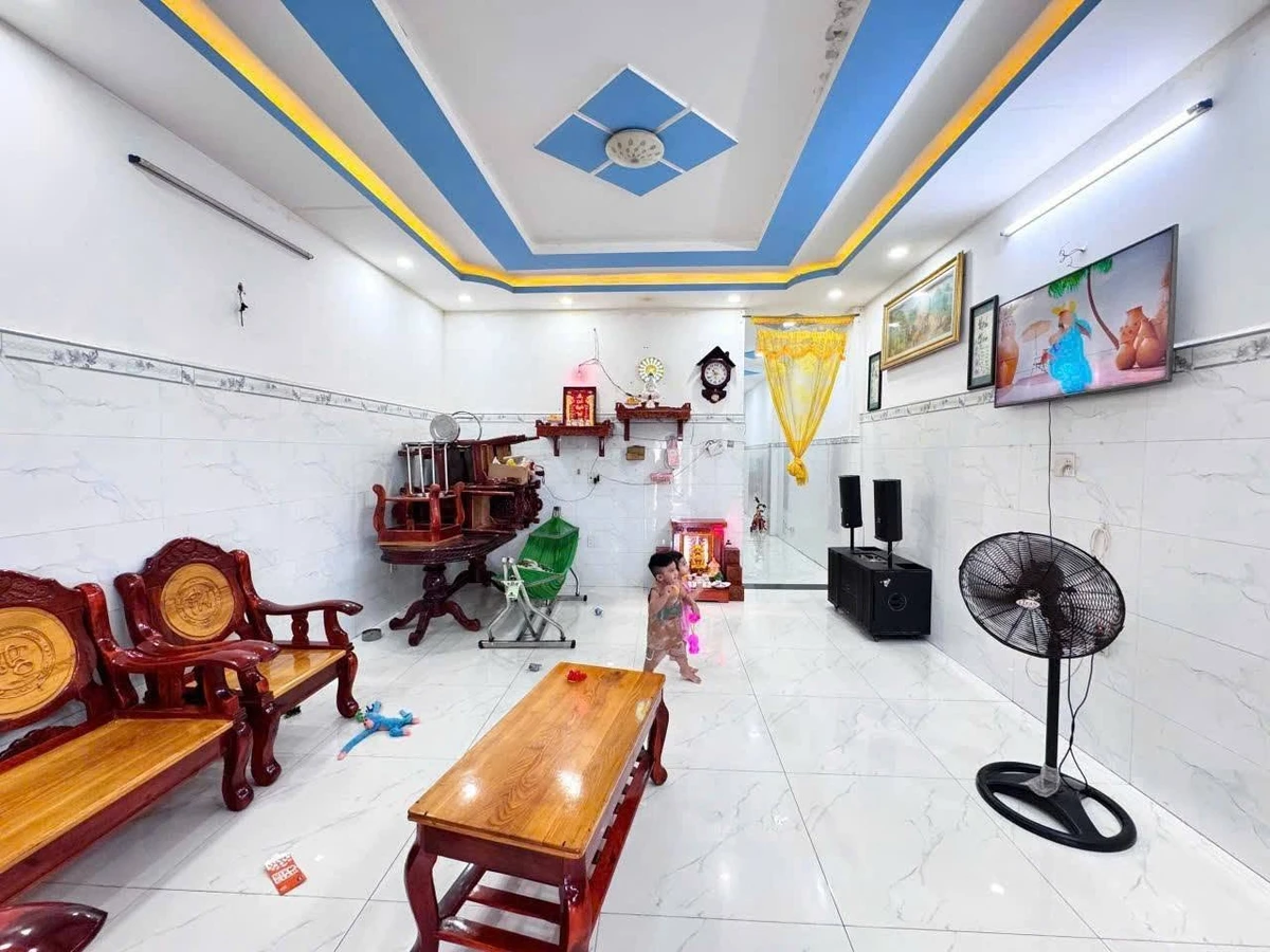 Bán nhà 5x40m, 3 phòng ngủ, sổ hồng riêng tại xã Hòa Khánh, Đức Hòa, Long An cũ - Ảnh thu nhỏ 4