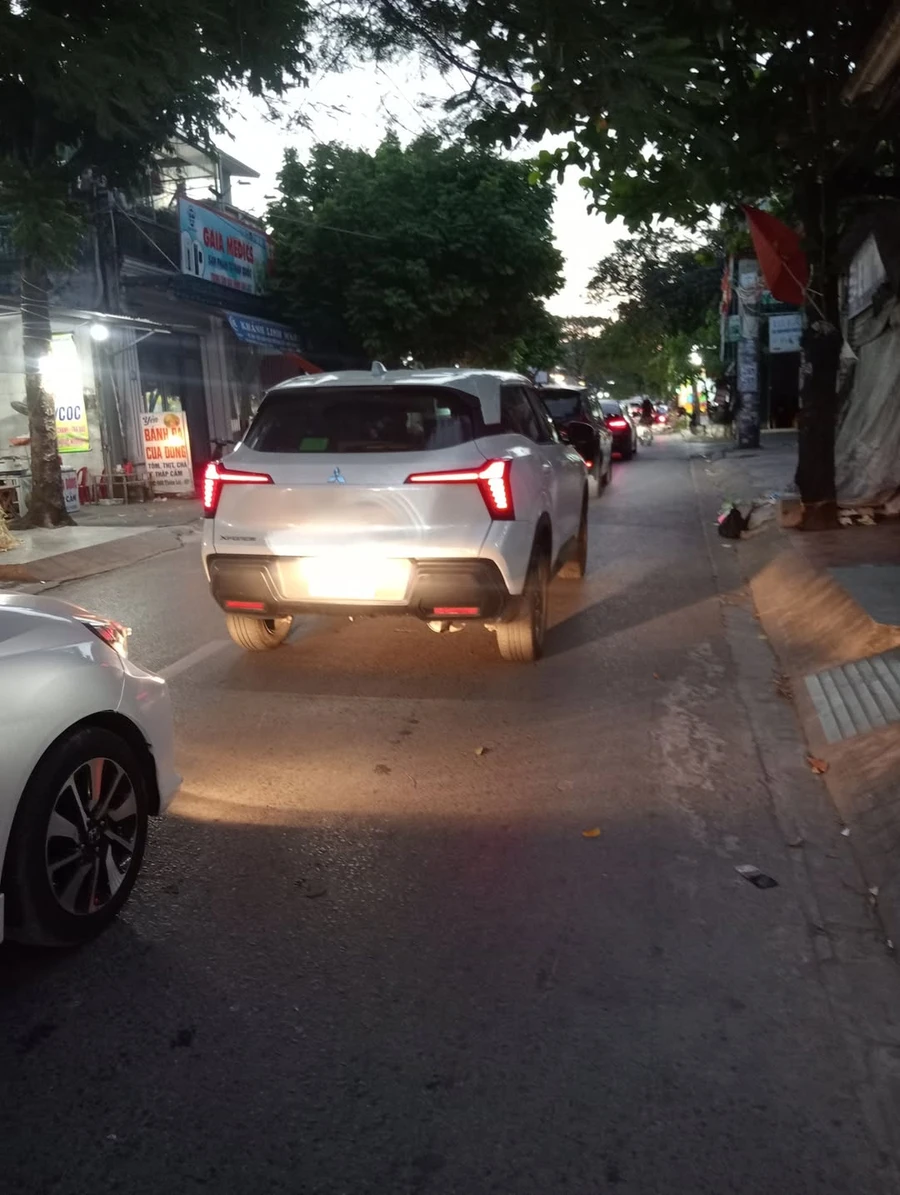 Nhà bán 3 tầng 100m2 gần Aeon Thiên Lôi - Ảnh 1