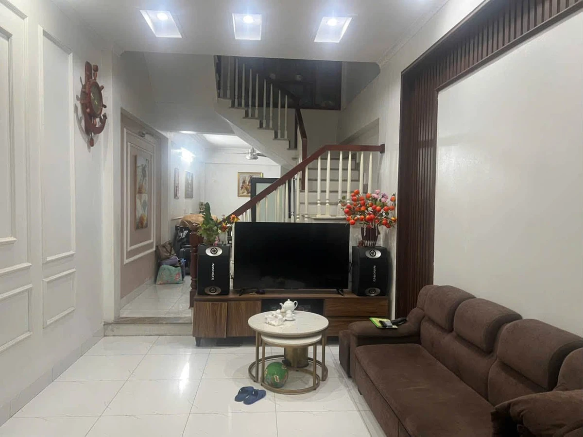 Bán nhà 3 tầng 48m2 ngõ phố Vũ Hựu, 2,85 tỷ - Ảnh 1