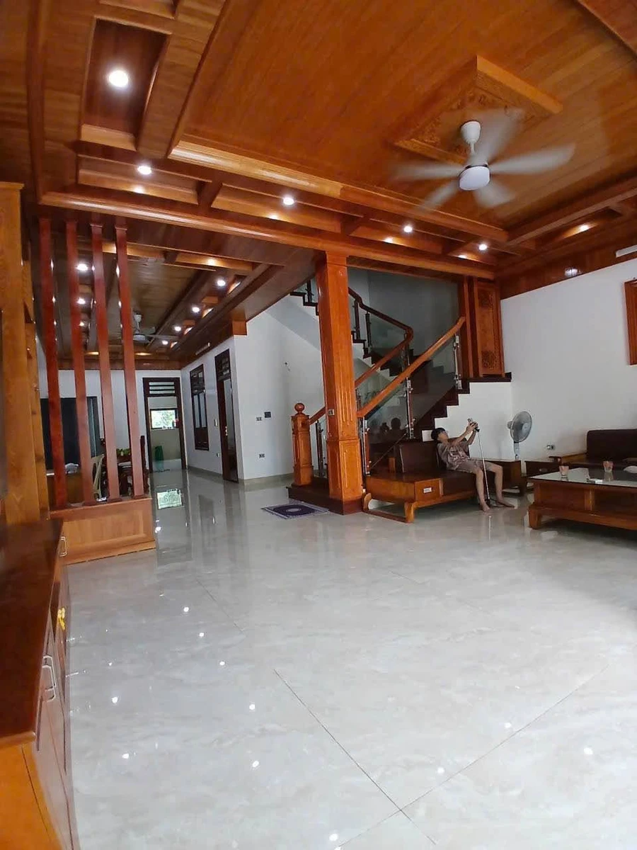 Bán biệt thự 2 tầng 236m² mặt tiền 8m Hóc Môn - Ảnh thu nhỏ 2