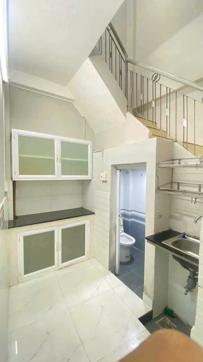 Cho thuê nhà hẻm Nguyễn Tri Phương 2PN, 31.5m2, 13 triệu/tháng - Ảnh thu nhỏ 5