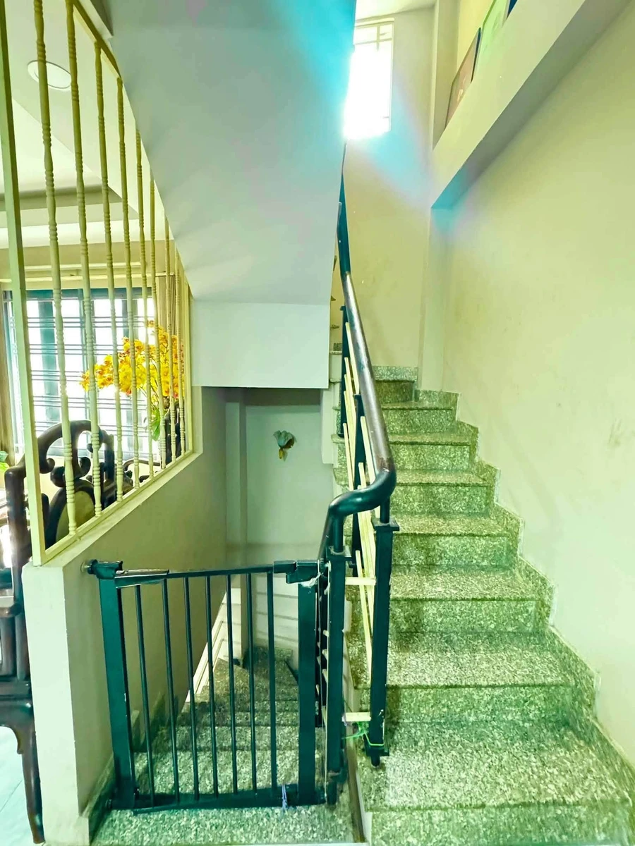 Bán nhà hẻm xe hơi Dương Quảng Hàm, Gò Vấp, 64m2, 5 tầng - Ảnh thu nhỏ 5