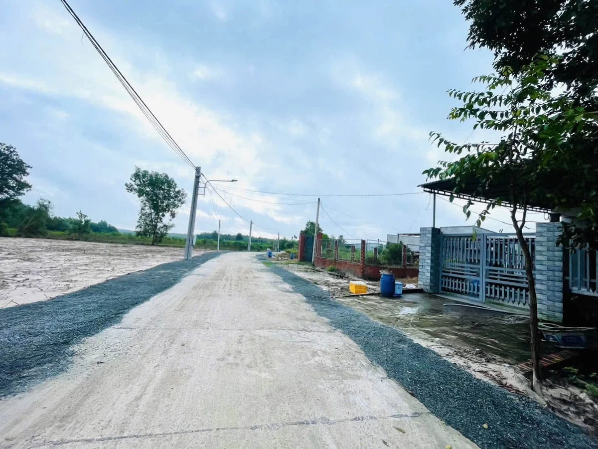Bán đất xây trọ 50m2, gần KCN Minh Hưng 399 triệu - Ảnh 1