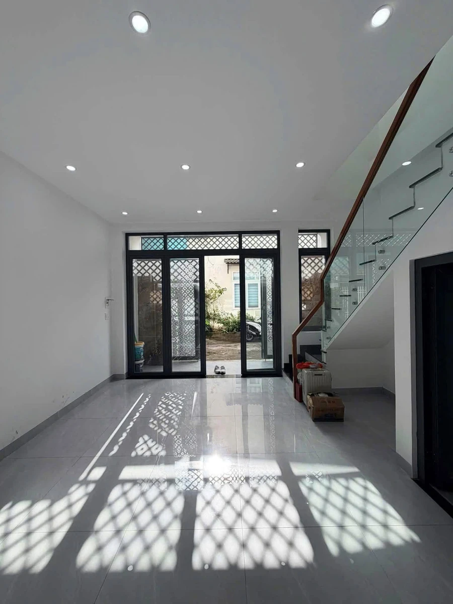 Bán nhà hẻm Nam Quốc Cang, 170m², 3 PN, 2.75 tỷ - Ảnh thu nhỏ 3