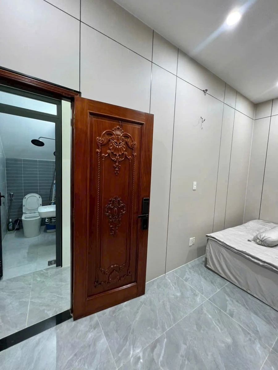 Bán nhà 3 tầng xây mới full nội thất 4PN 4WC hẻm Phạm Văn Chiêu, Gò Vấp giá 5,99 tỷ - Ảnh thu nhỏ 5