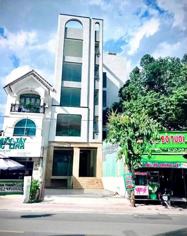 Bán tòa nhà 7 tầng mặt tiền Hoàng Diệu 2, 1.000m², 65 tỷ - Ảnh 1