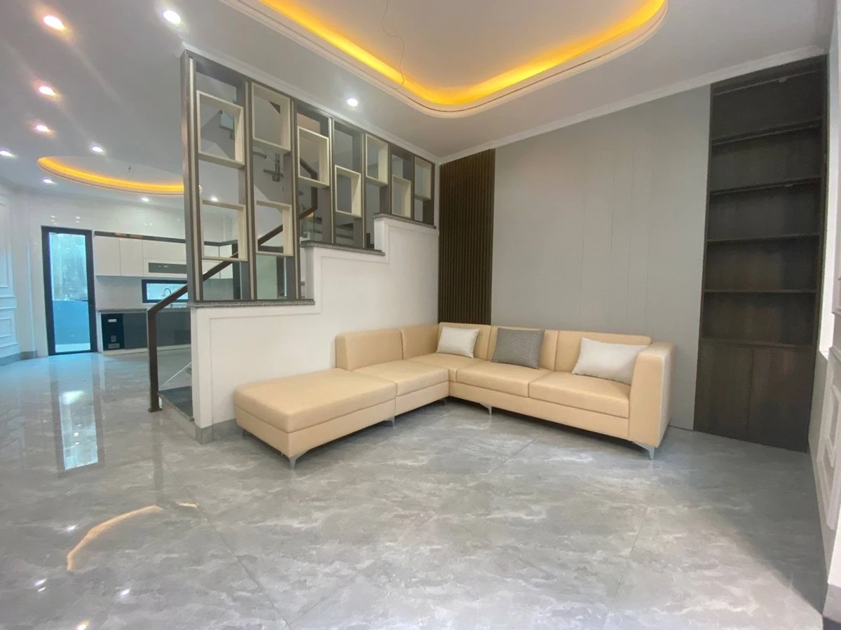 Bán nhà 3 tầng 60m² sát THPT Ngô Quyền Quận 12, giá 3.5 tỷ - Ảnh thu nhỏ 3