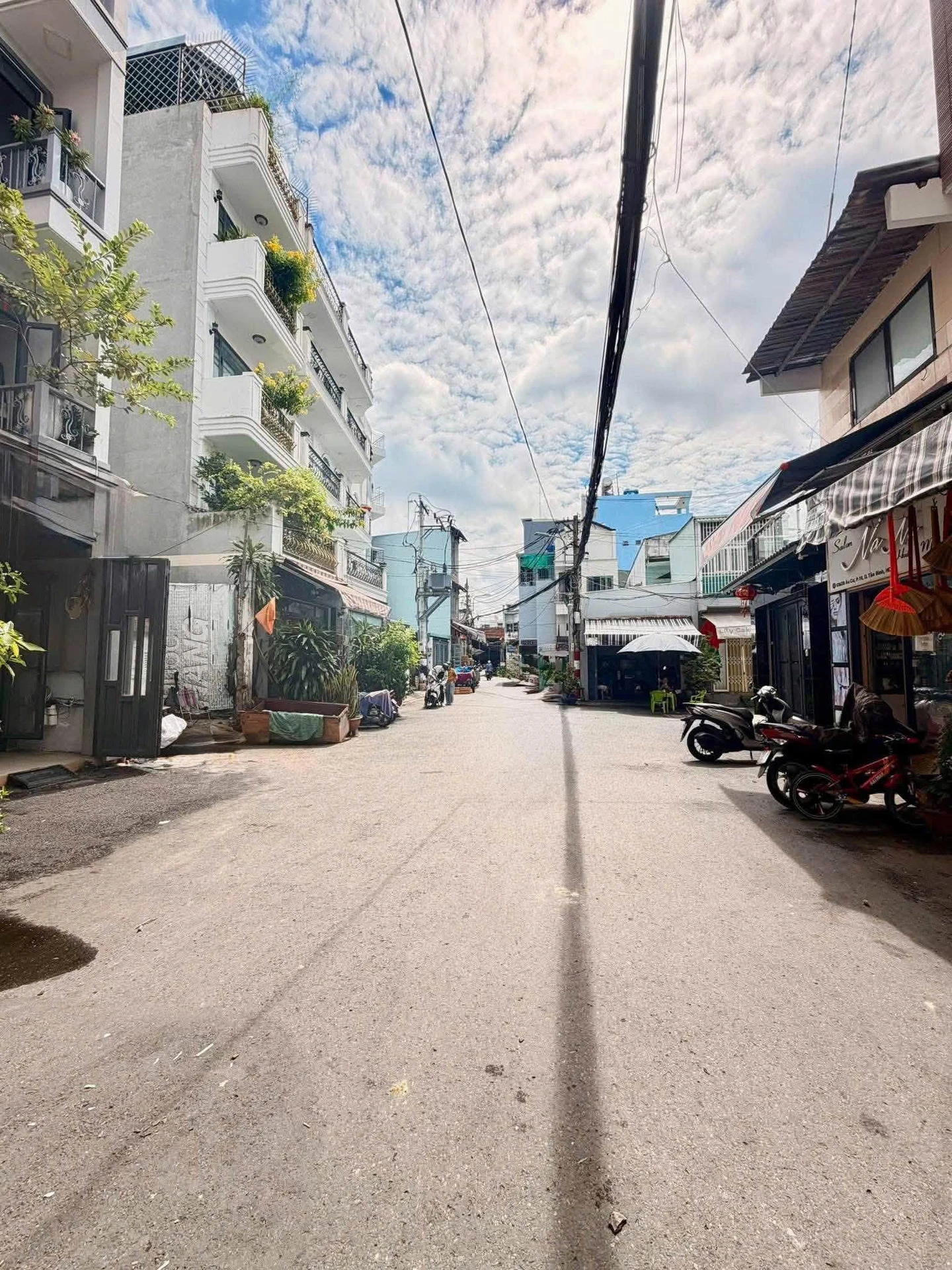 Nhà 6 tầng 10 phòng cho thuê trên Âu Cơ Tân Bình 12 tỷ - Ảnh 1