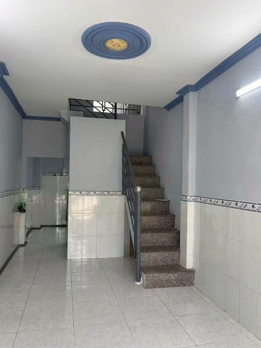 Bán nhà liên khu 27m² 1 phòng ngủ Bình Hưng Hòa B, Bình Tân - Ảnh 1