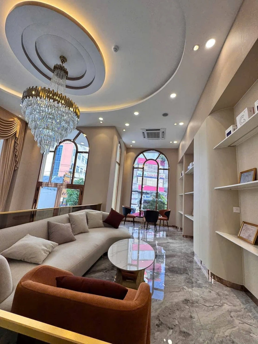 Bán tòa văn phòng góc 2 mặt tiền Lê Quang Định, Gò Vấp, 183.8m² - Ảnh thu nhỏ 2