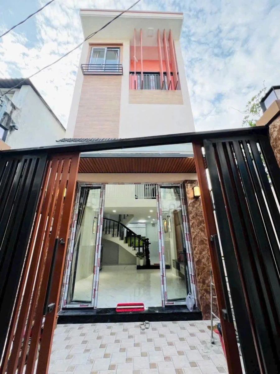 Bán nhà 3 tầng 44m² 3PN Quận 8, giá 4 tỷ 680 triệu - Ảnh 1