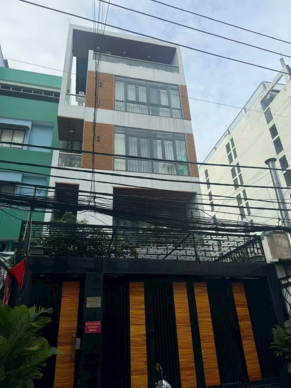 Bán villa 310m² có hồ bơi Bùi Đình Tuý, Bình Thạnh - Ảnh 1