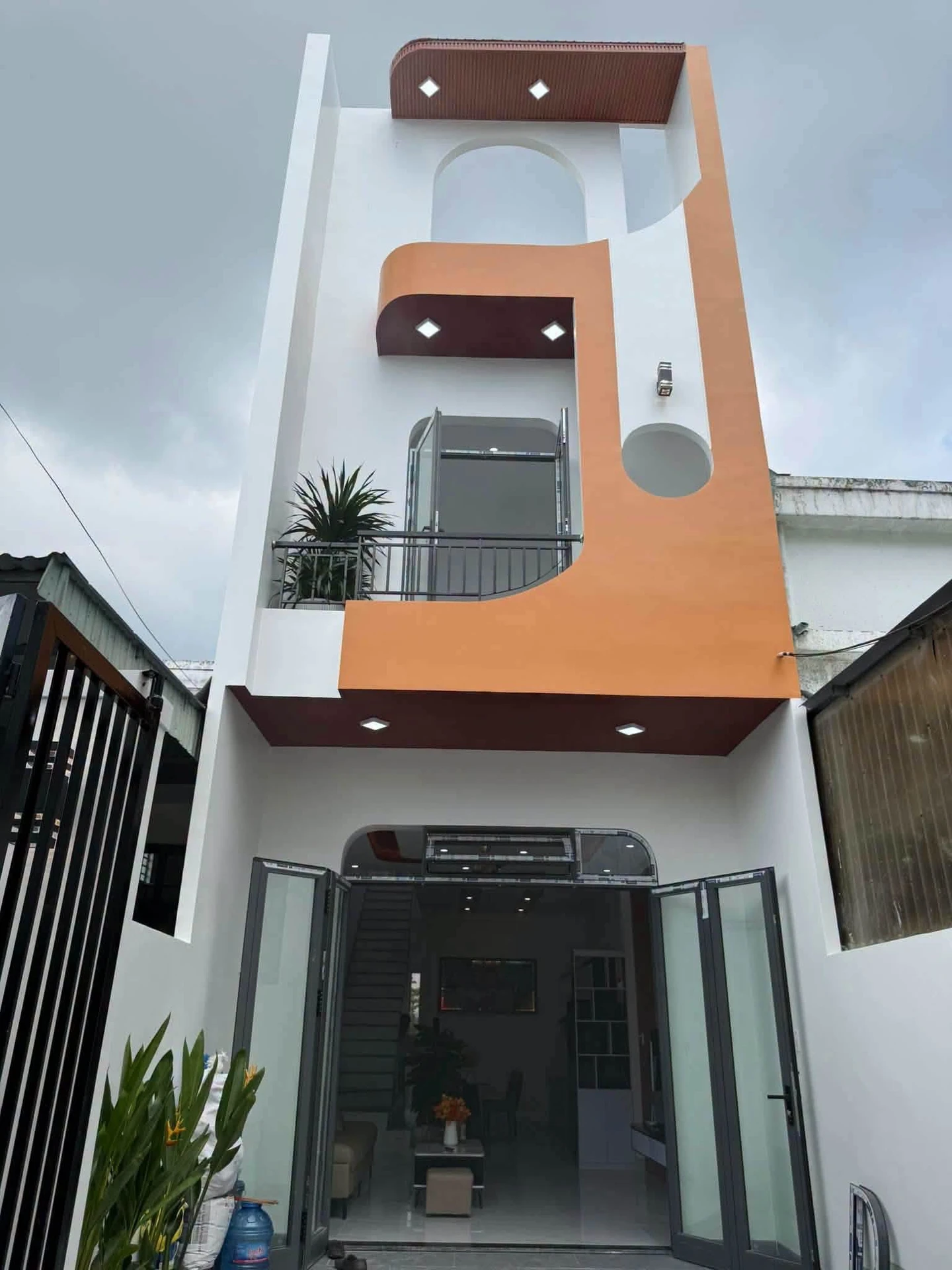 Bán nhà 2 tầng 87.6m² Tôn Đản, Đà Nẵng, giá 4.95 tỷ - Ảnh 1
