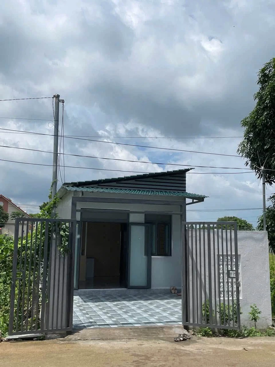 Bán nhà thổ cư sổ riêng 75m² Đất Đỏ 850 triệu - Ảnh 1