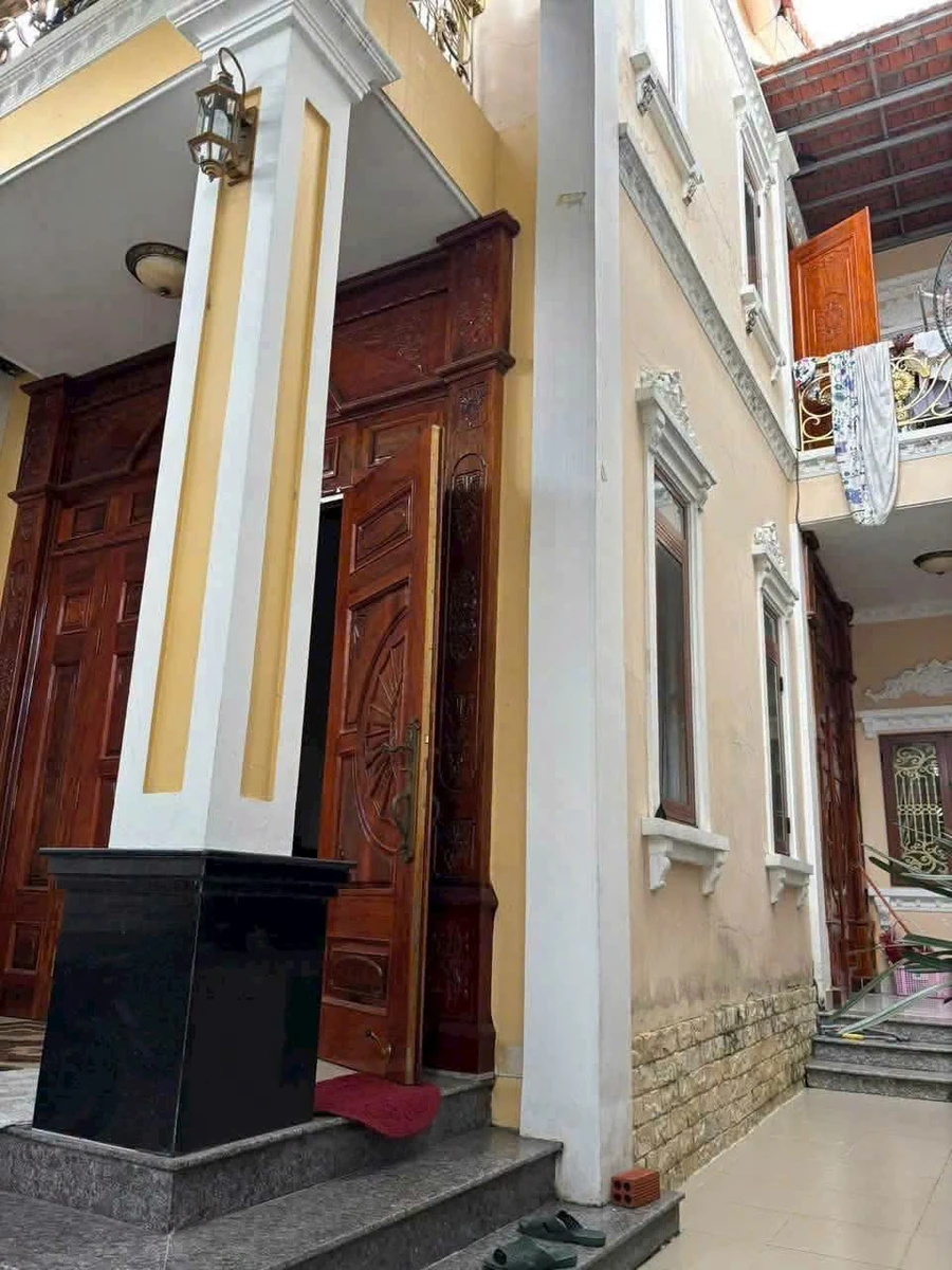Bán nhà lầu mái Thái 3PN 3WC 132m² Bình Tân 5.8 tỷ - Ảnh thu nhỏ 3